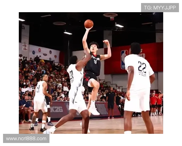 媒体人评论杨瀚森技术水平介于业余与专业之间与NBA差距明显