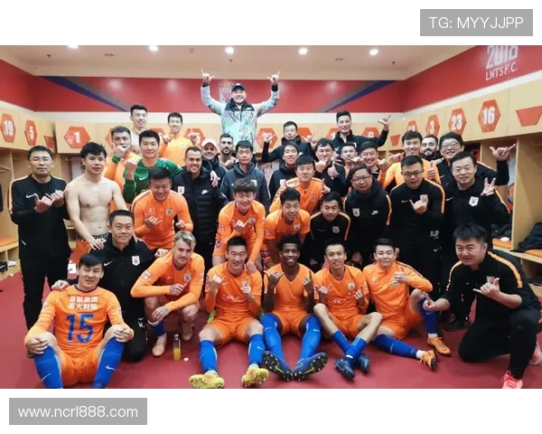 山东泰山足球俱乐部成为中超首支积分突破1500分的球队荣耀时刻