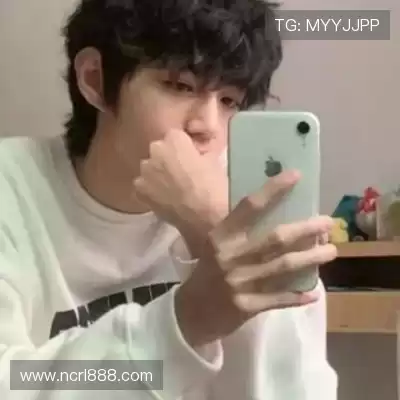 华熙皎
